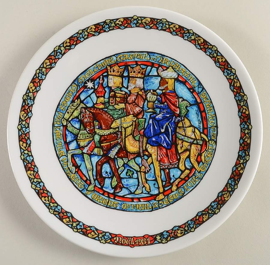 Noel Vitrail-Christmas Plate Guided By The Star - Boxed by D'Arceau Limoges-1