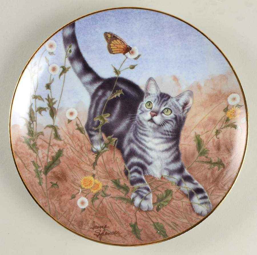 Cats and Flowers Garden Of Weedin - No Box by Danbury Mint-1