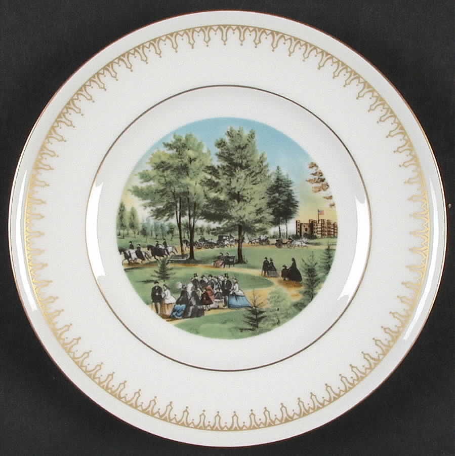 Currier & Ives Central Park, The Drive - No Box by Danbury Mint-1