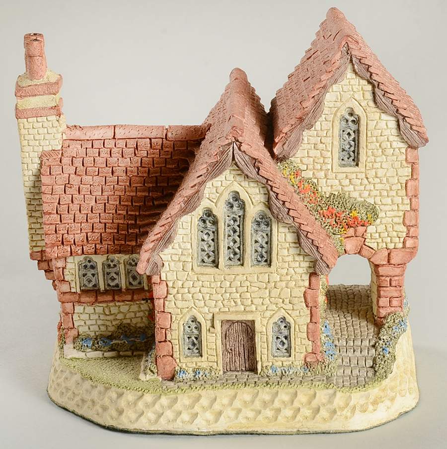 British Traditions Staffordshire Vicarage - Boxed by David Winter-1