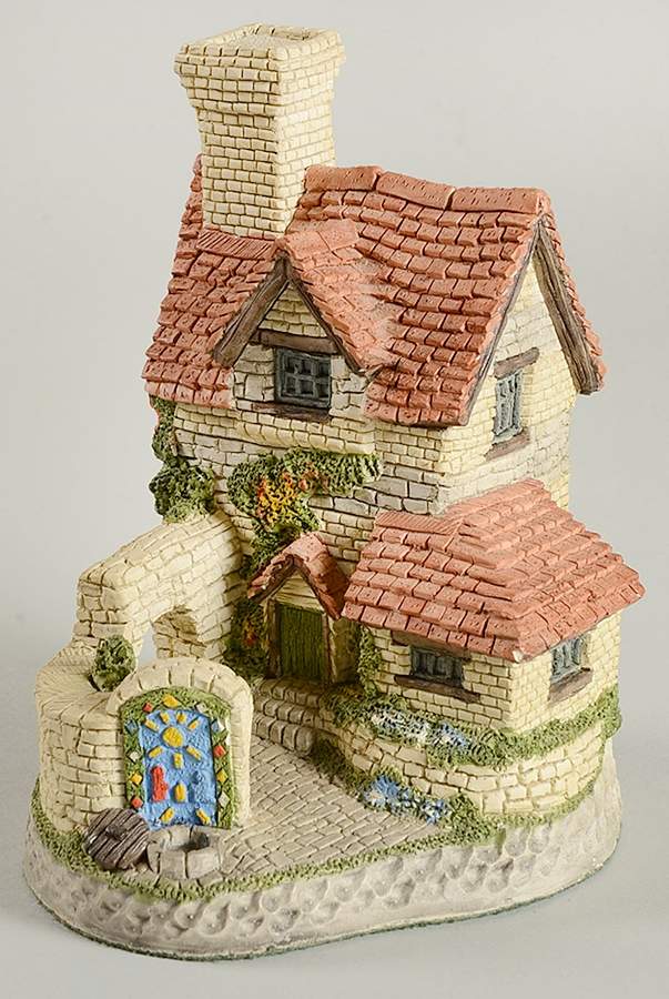 British Traditions St Anne's Well-July - Boxed by David Winter-1