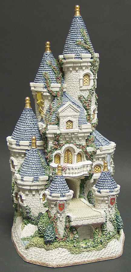 Castle Collection Guinevere's Castle-Premier - Boxed by David Winter-1