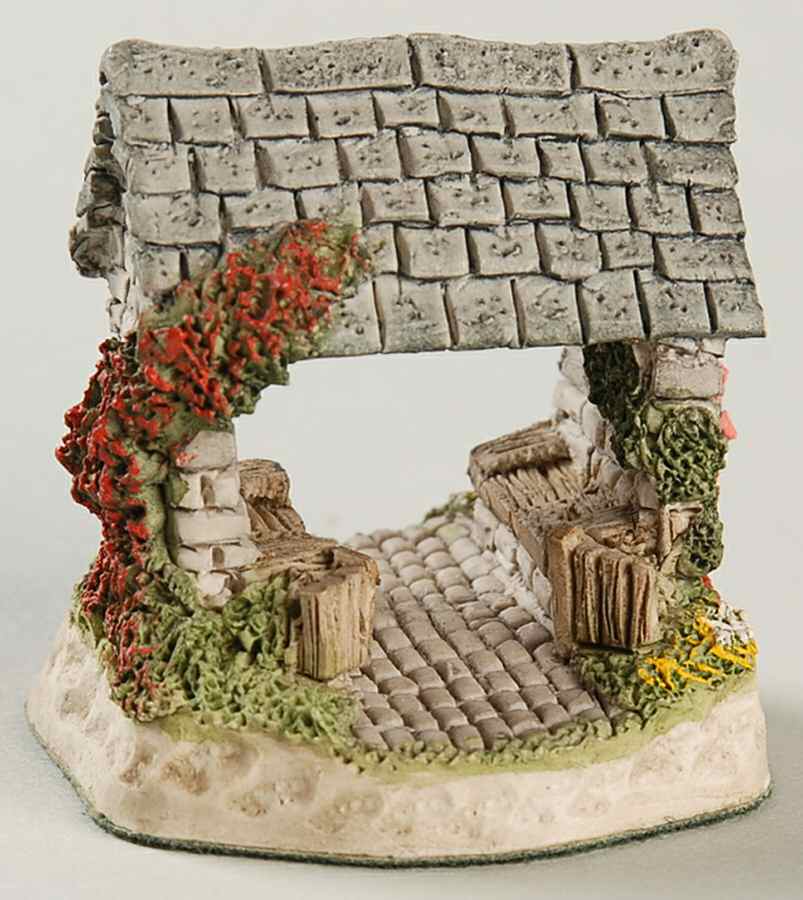 Cameos Lych Gate - Boxed by David Winter-1