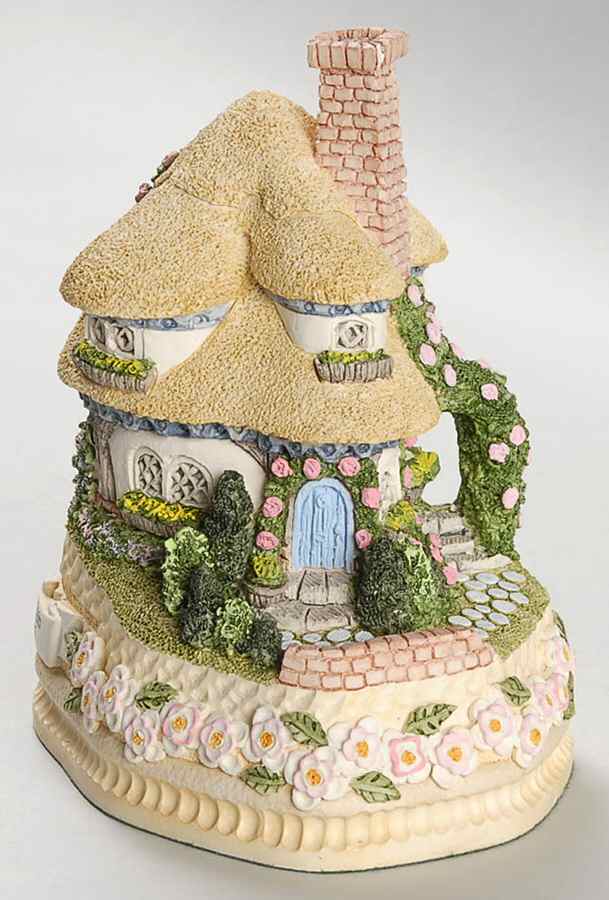 Celebration Cottages Mothers Cottage-Premier - Boxed by David Winter-1