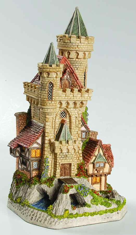English Village Guardian Castle - No Box by David Winter-1
