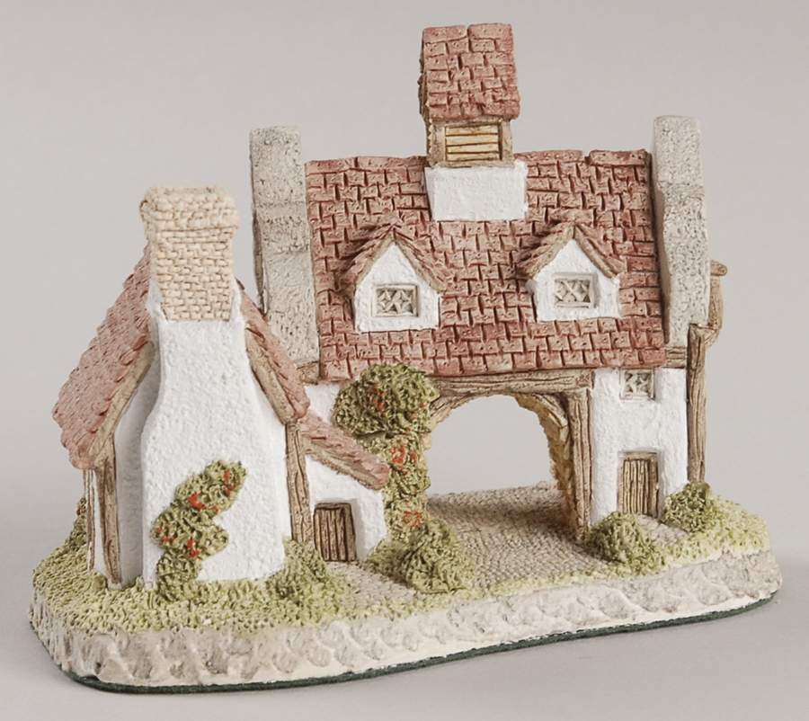 Heart of England Series The Schoolhouse - No Box by David Winter-1