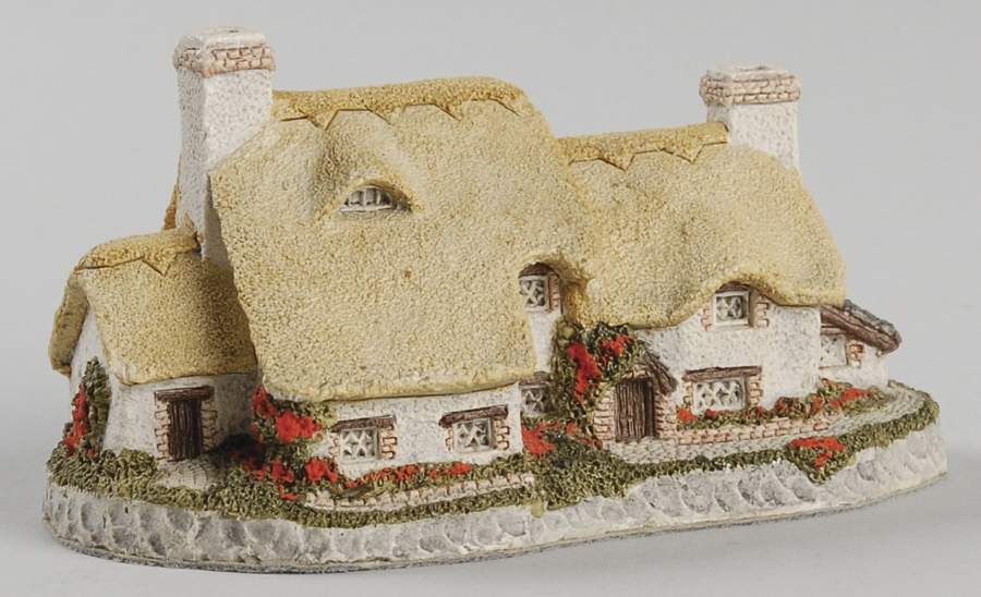 Heart of England Series Yeoman's Farmhouse - No Box by David Winter-1