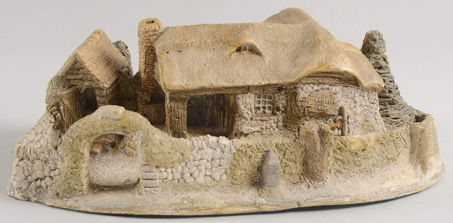 Main Collection The Forge - With Box by David Winter-1