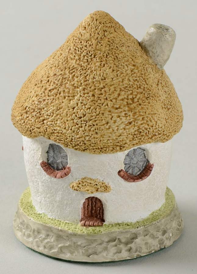 Main Collection Sabrina's Cottage - No Box by David Winter-1
