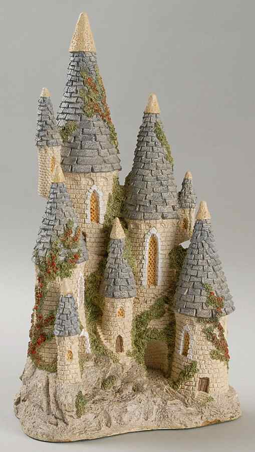 Main Collection Fairytale Castle - Boxed by David Winter-1