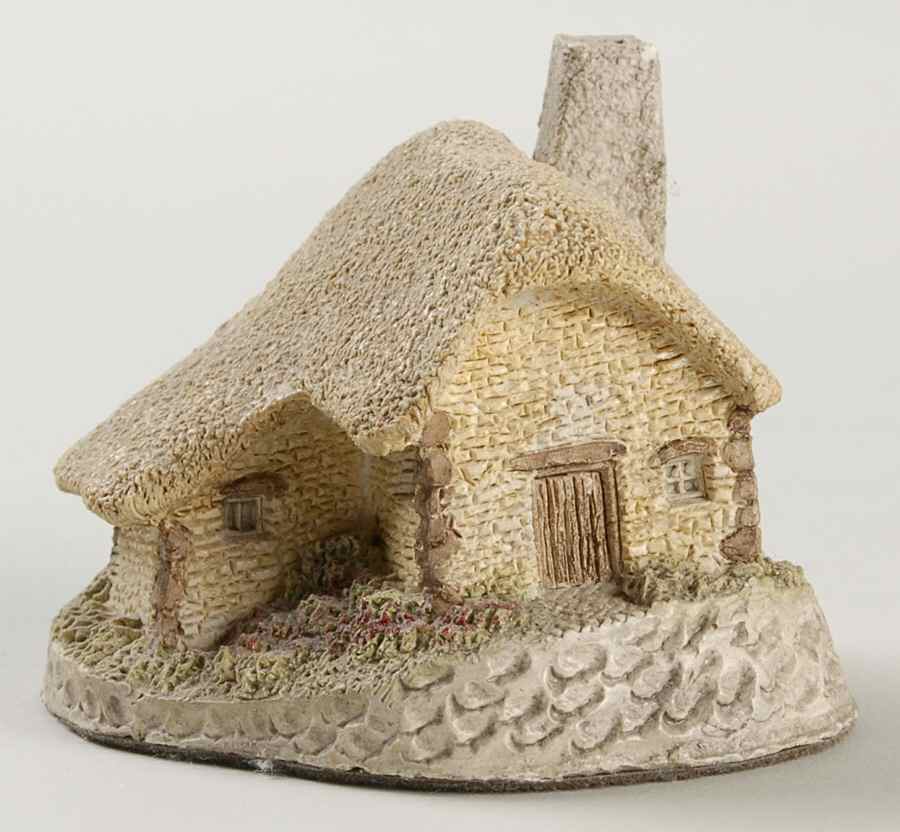 Main Collection Moorland Cottage - Boxed by David Winter-1