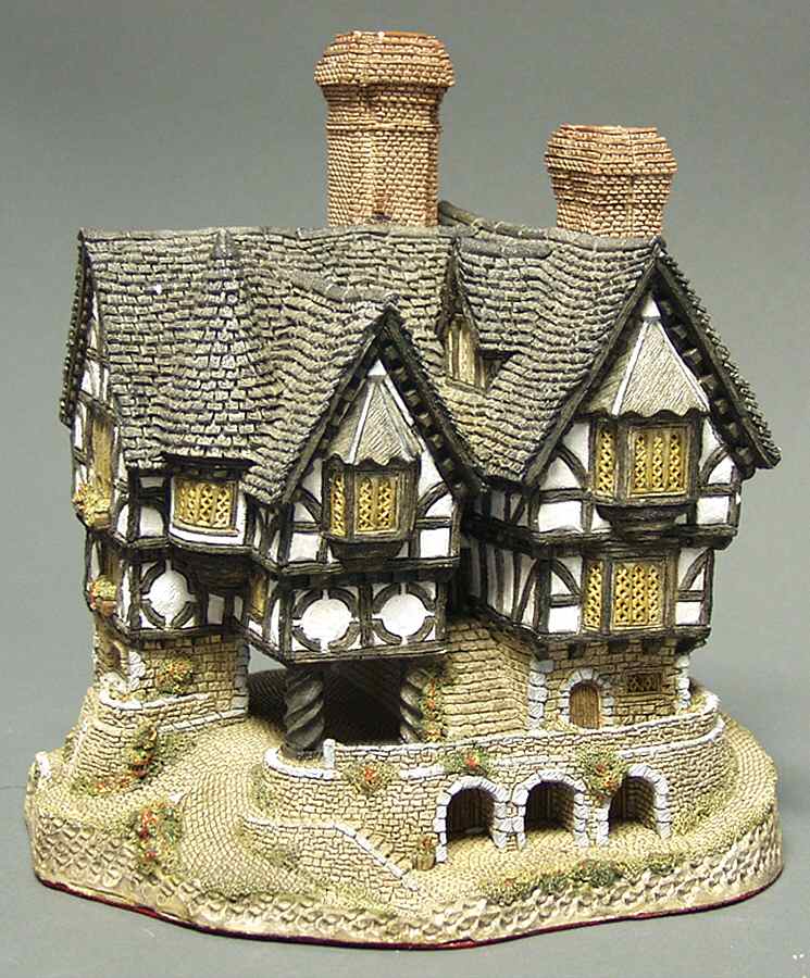 Main Collection Falstaff Manor - Boxed by David Winter-1