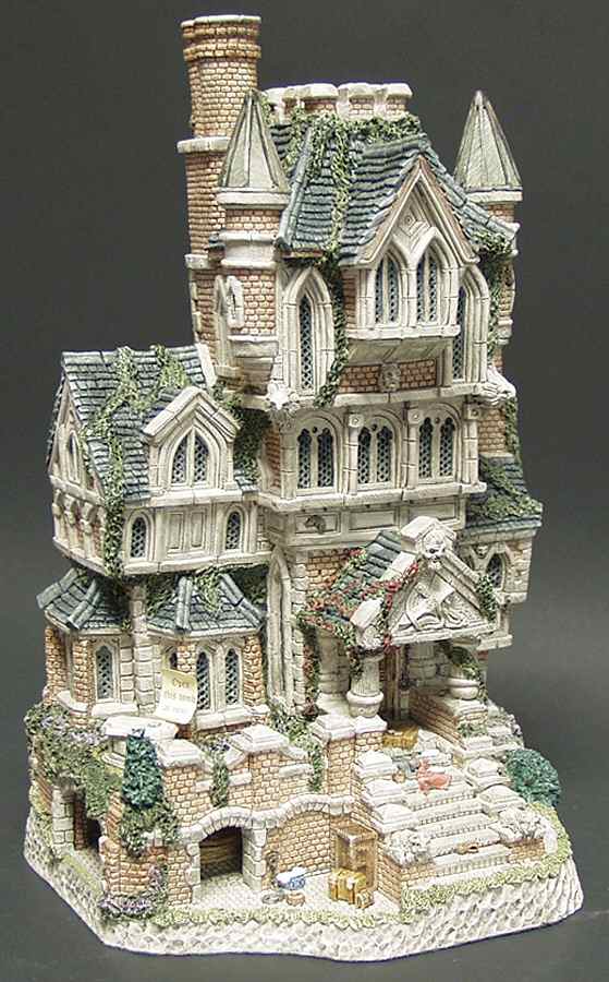 Main Collection Haunted House - No Box by David Winter-1