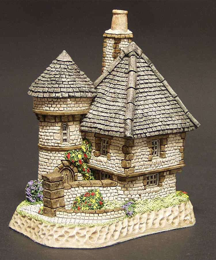 Scottish Collection Gatekeepers Cottage - Boxed by David Winter-1
