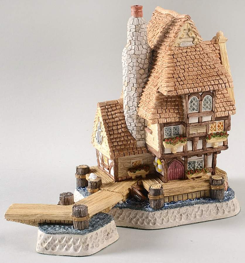 Seaside Boardwalk Harbour Masters Watch House - No Box by David Winter-1
