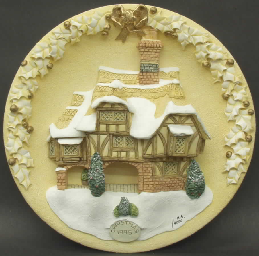 Dickens Christmas Miss Belle's Cottage Plaque - Boxed by David Winter-1