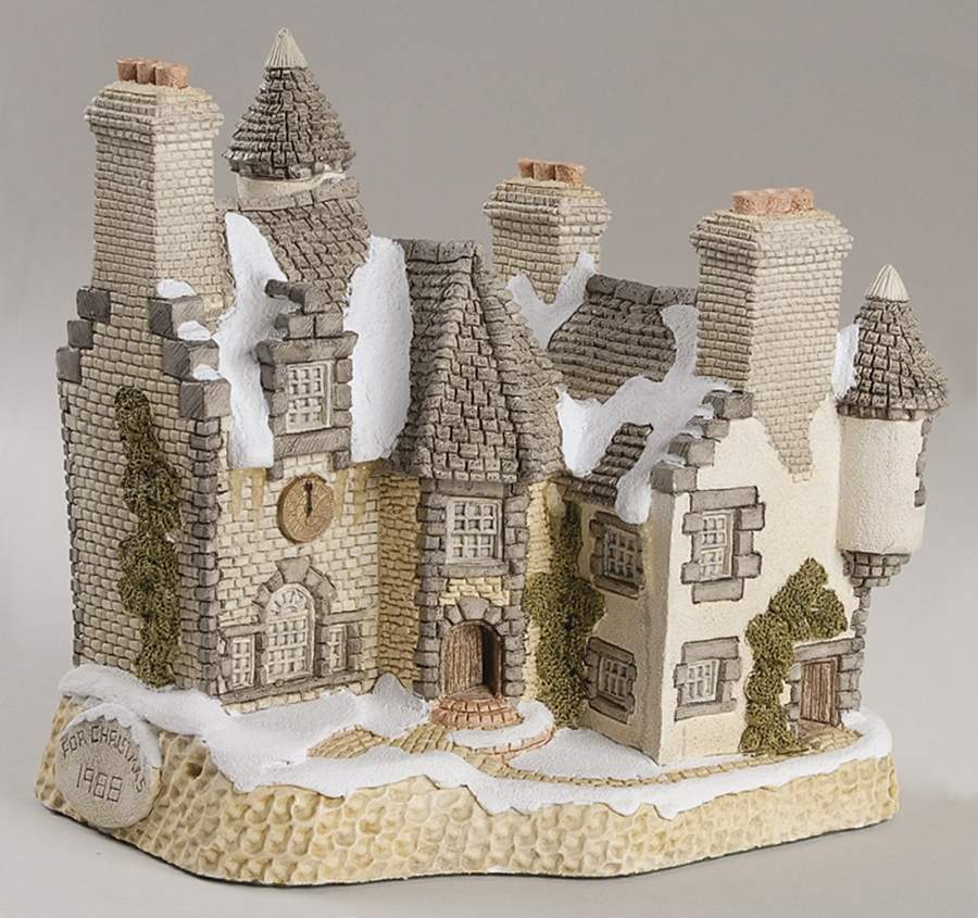 Dickens Christmas Christmas In Scotland & Hogmanay - Boxed by David Winter-1