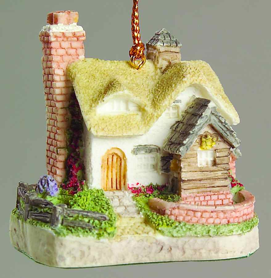 Cottage Ornament Buttercup Cottage - With Box by David Winter-1