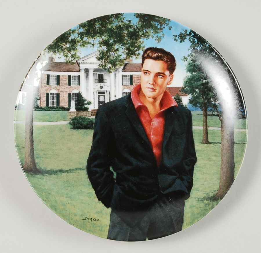 Footsteps of The King Graceland: Memphis, Tennessee - With Box by Delphi-1