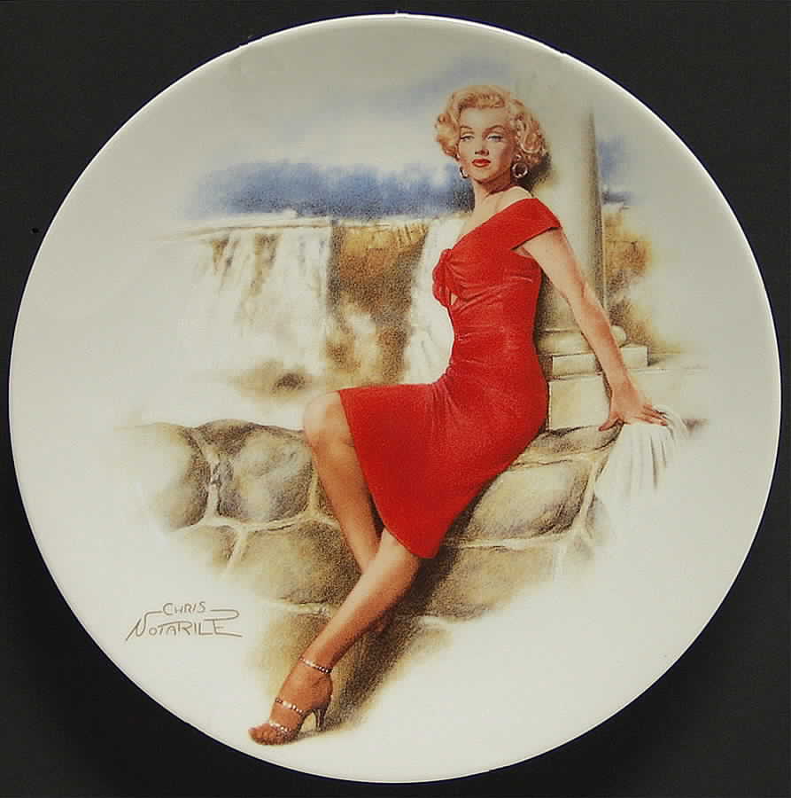 Marilyn Monroe Niagra - Boxed by Delphi-1