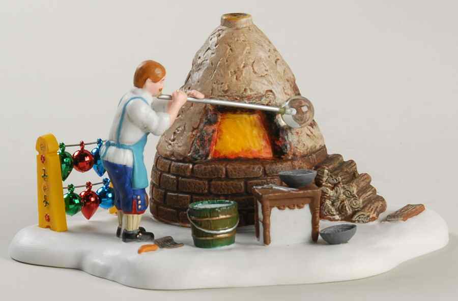 Alpine Village Making Beautiful Ornaments - Boxed by Department 56-1