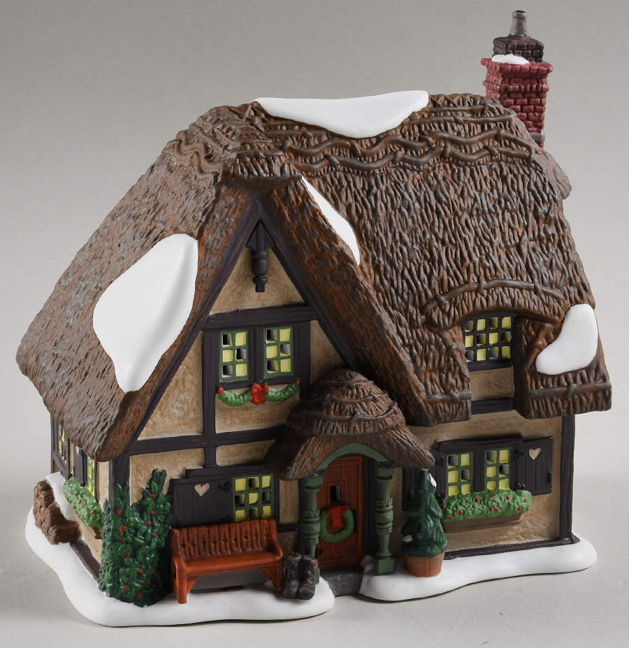 Dickens Village Master Thatcher's Cottage - With Box Bx871 by Department 56-1