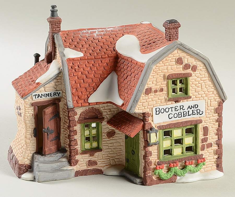 Dickens Village Booter And Cobbler - Boxed by Department 56-1
