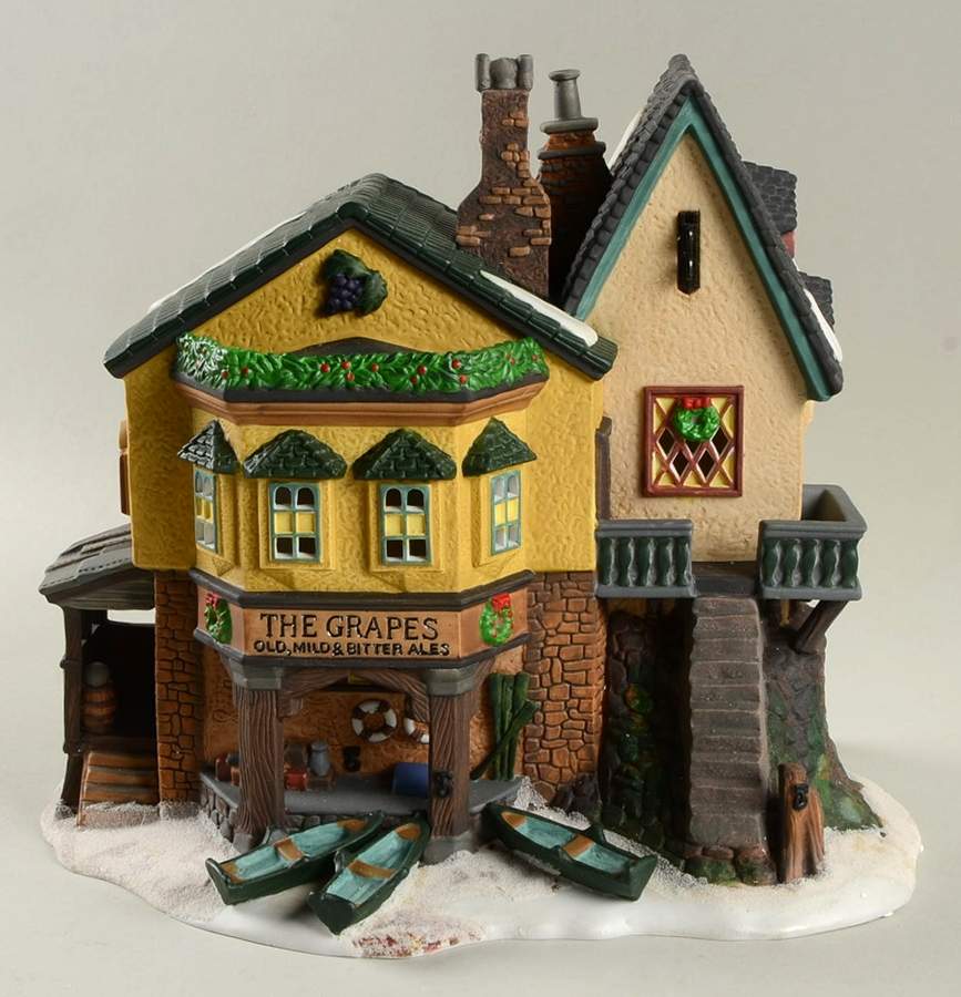 Dickens Signature Series The Grapes Inn - Boxed by Department 56-1