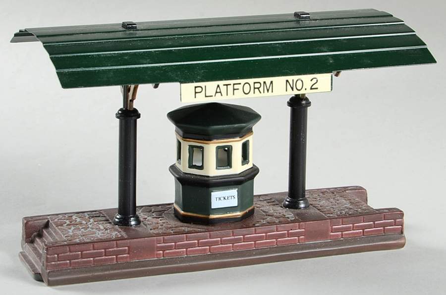 Dickens Village Victoria Station Train Platform - No Box by Department 56-1