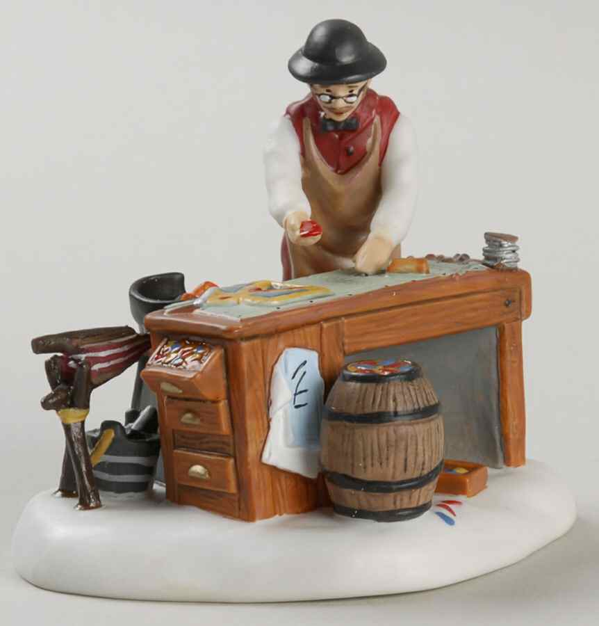 Dickens Village Stained Glass Artisan - Boxed by Department 56-1