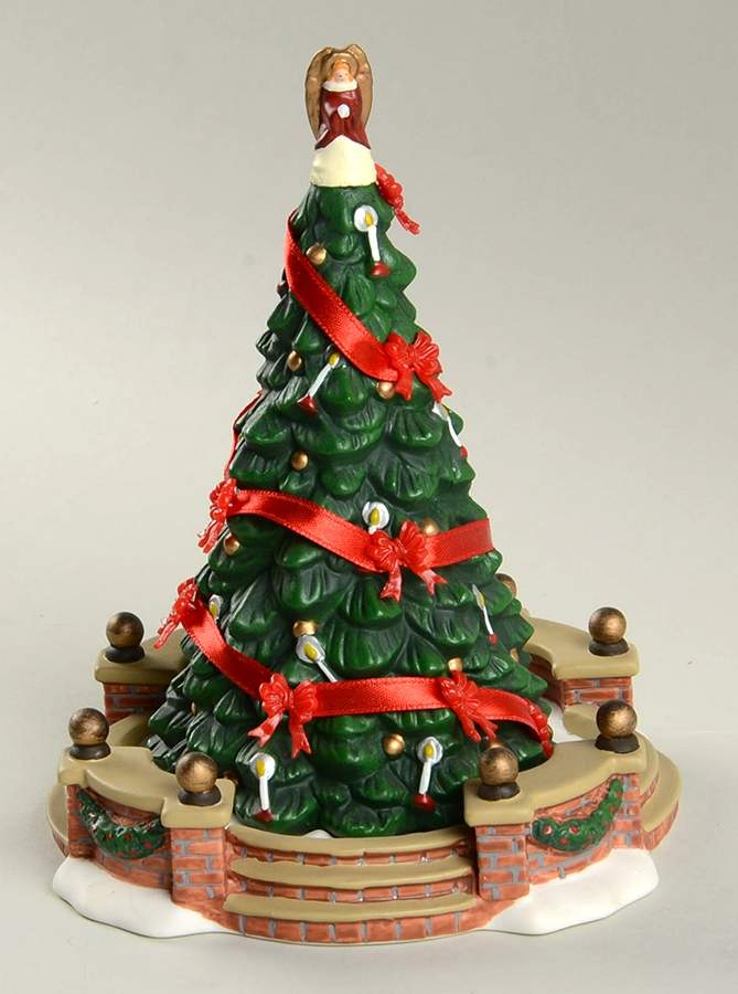 Dickens Village Dickens' Town Tree - With Box Bx715 by Department 56-1