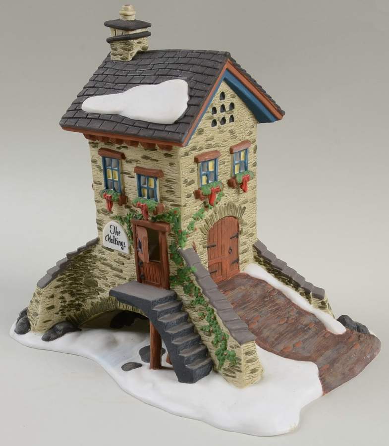 Dickens Village The Maltings - Boxed by Department 56-1
