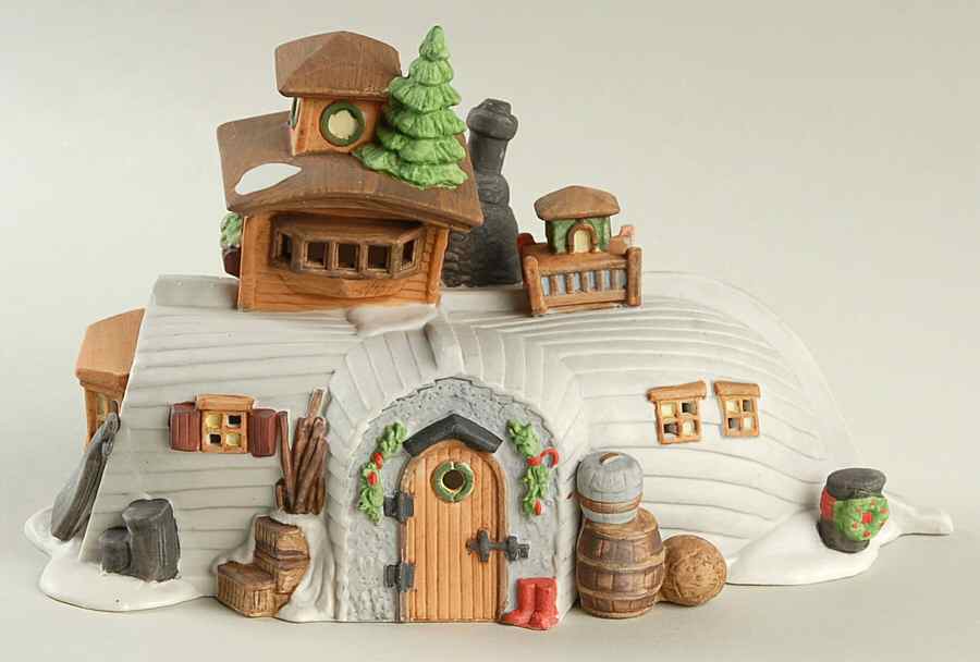Dickens Village Grey-Peggotty's Seaside Cottage - Boxed by Department 56-1