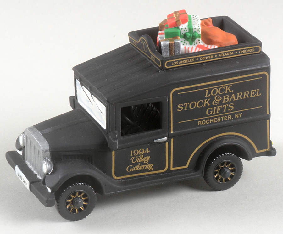 Heritage Village Lock Stock & Barrel Gifts - With Box by Department 56-1