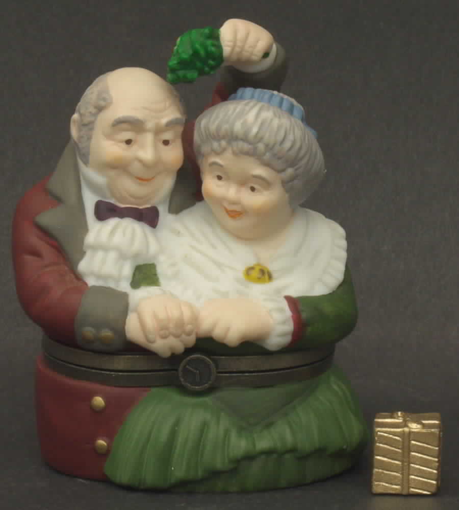 Dickens Hinged Boxes The Sprit Of Christmas - Boxed by Department 56-1