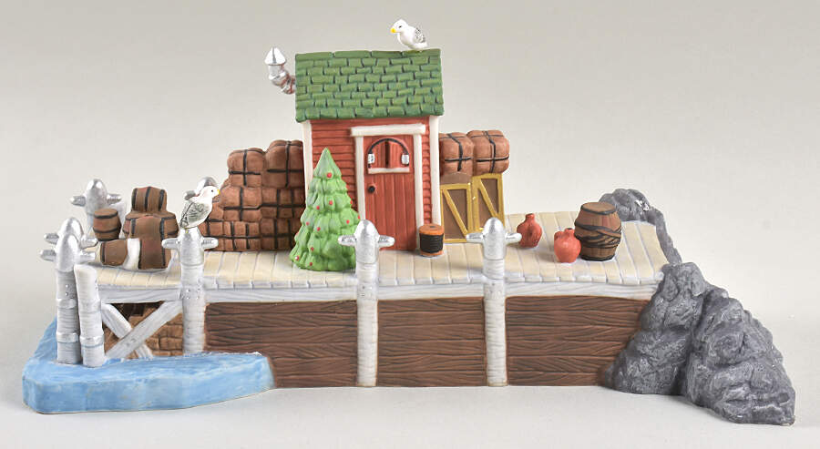 New England Village Dock - No Box 105b by Department 56-1
