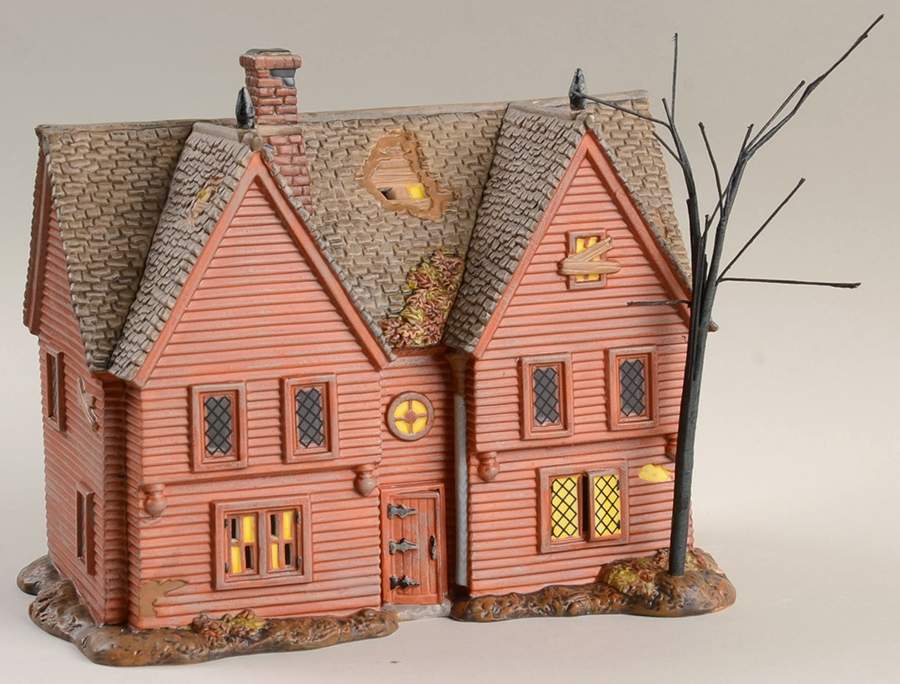 Salem Willows - New England Village Corwin House - Boxed by Department 56-1