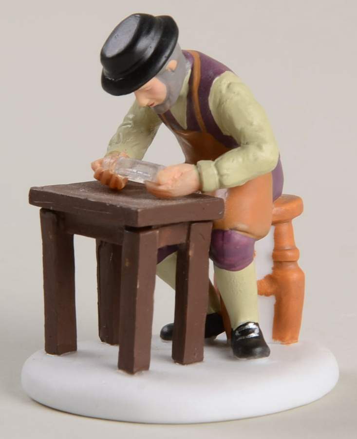 New England Village The Lightkeeper's Hobby - Boxed by Department 56-1