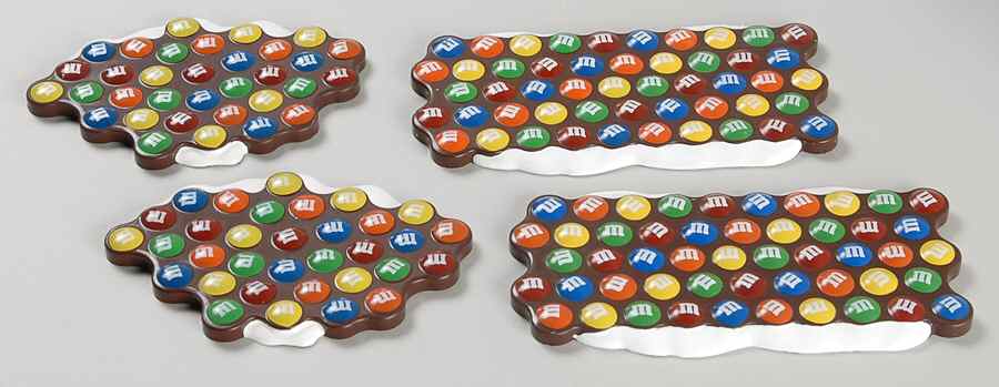 North Pole Village M&M's Road - With Box Bx372 by Department 56-1