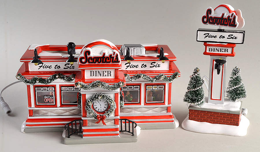 Snow Village Scooter's Diner - With Box Bx1334 by Department 56-1