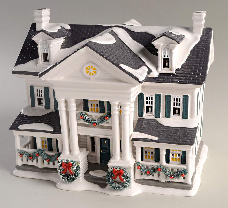 Snow Village Christmas In The Mansion - No Box Nb1332 by Department 56-1