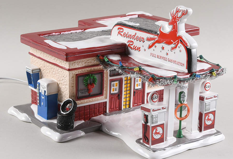 Snow Village Reindeer Gas Station - With Box Bx1347 by Department 56-1