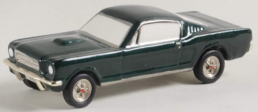 Snow Village 1965 Ford Mustang 2+2 Fastback - With Box Bx986 by Department 56-1