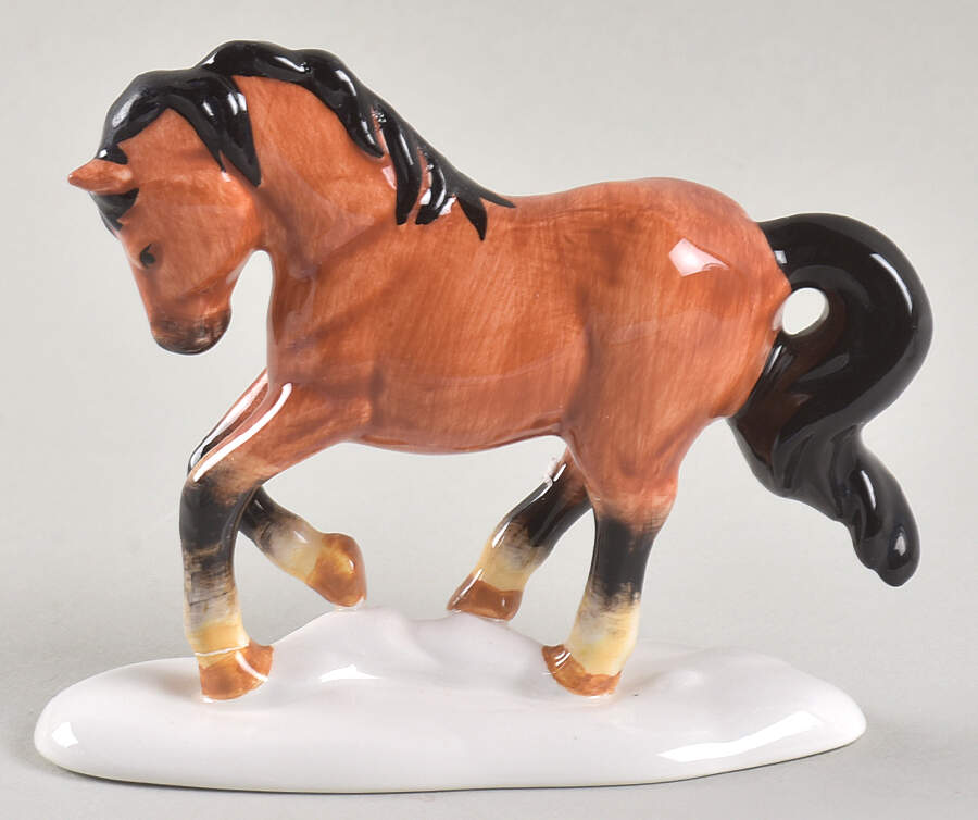 Snow Village Horse - No Box by Department 56-1