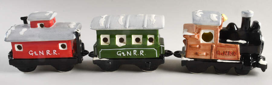 Snow Village 3 Train Cars - Nb700, No Box by Department 56-1