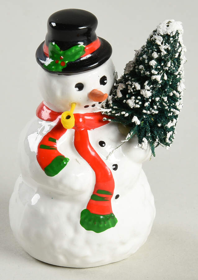 Snow Village A Tree For Me-Red & Green Scarf - No Box by Department 56-1