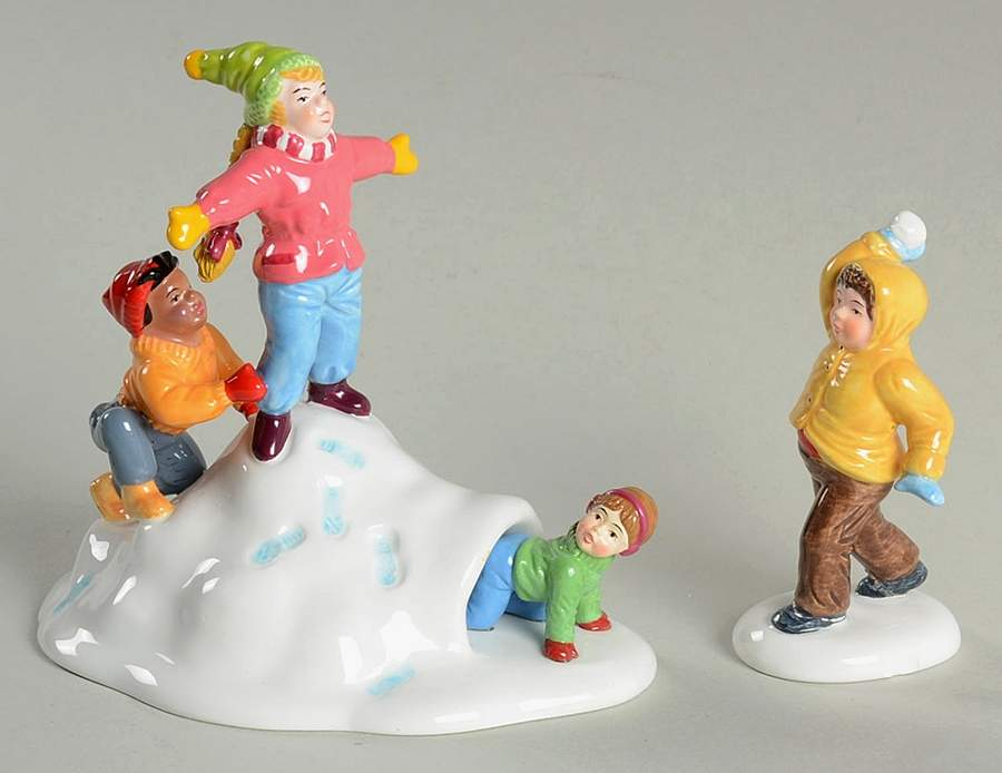 Snow Village Fun In The Snow - Nb906, No Box by Department 56-1