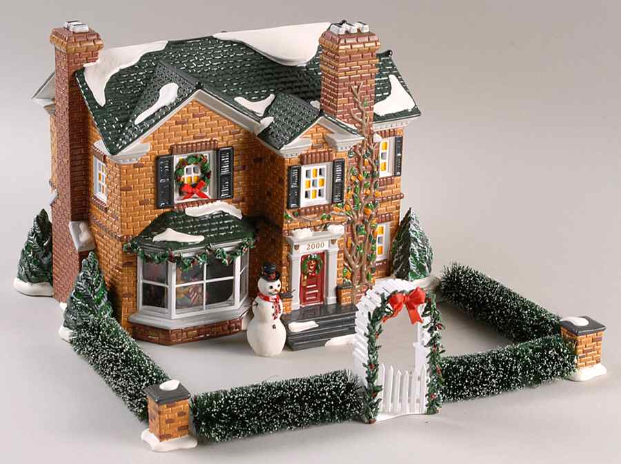 Snow Village 2000 Holly Lane - Nb750, No Box by Department 56-1