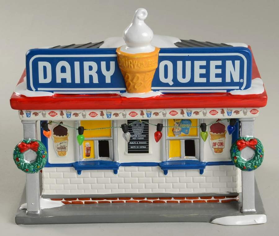 Snow Village Dairy Queen Store - With Box Bx1194 by Department 56-1