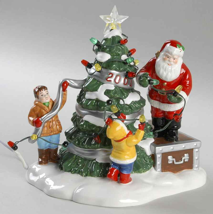 Santa Comes To Town Santa Comes To Town - No Box by Department 56-1